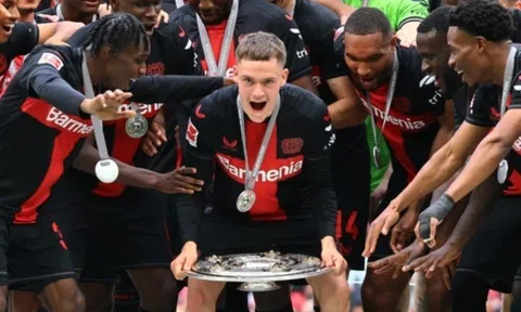 Liverpool phá loạt kỷ lục khi chiêu mộ Florian Wirz