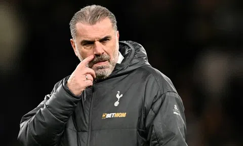 Huấn luyện viên Ange Postecoglou nhận được lời đề nghị hấp dẫn sau khi rời Tottenham
