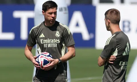 Huấn luyện viên Alonso cảnh báo dàn sao Real Madrid trước trận mở màn FIFA Club World Cup 2025