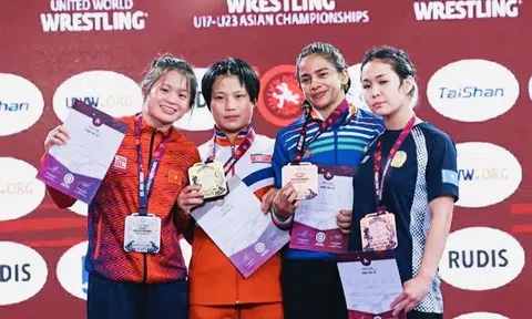 Giải vô địch Vật U17 & U23 châu Á 2025: Đô vật Nguyễn Thị Mỹ Linh giành huy chương bạc