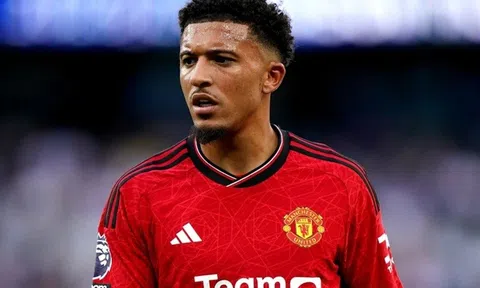 Man United chốt giá bán Jadon Sancho