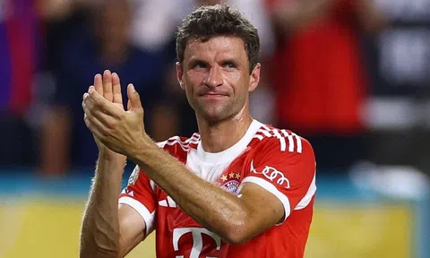 Tiền đạo Thomas Muller có thể trở thành đồng đội của Lionel Messi