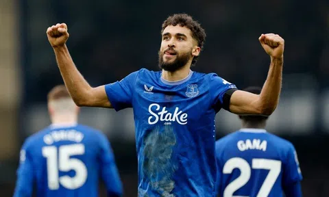 Man United dẫn đầu cuộc đua giành tiền đạo Dominic Calvert-Lewin