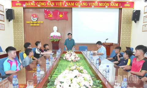 Tỉnh Ninh Bình gặp mặt vận động viên tham dự Giải vô địch Bóng bàn trẻ, thiếu niên, nhi đồng toàn quốc năm 2025