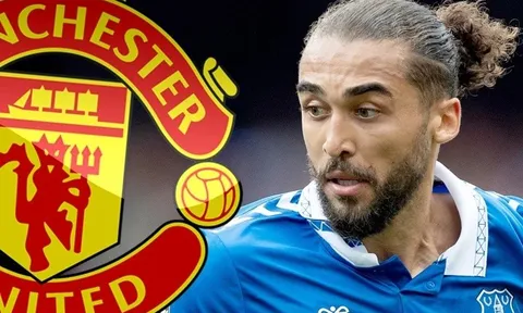 Man United nhắm đến Calvert-Lewin sau khi mua hụt Gyokeres