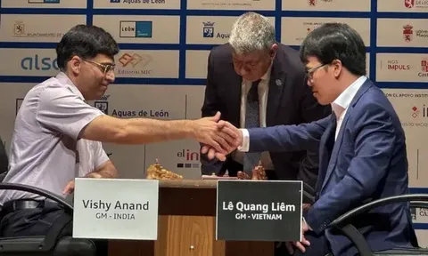 Giải cờ Vua Leon Masters 2025: Đại kiện tướng Lê Quang Liêm giành ngôi vô địch