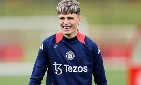 Man United rao bán hơn nửa đội hình, tiến gần mục tiêu Mbeumo
