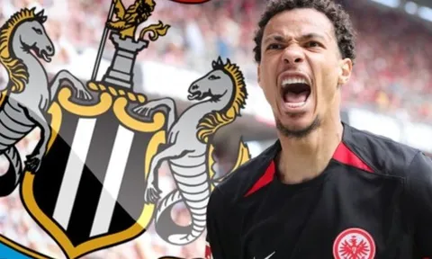 Newcastle vượt mặt Man United trong cuộc đua giành tiền đạo Hugo Ekitike