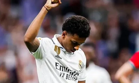 Chelsea và Man City sẵn sàng chi đậm chiêu mộ "ngôi sao" của Real Madrid