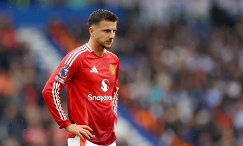 Man United trở lại hỏi mua Watkins, Mason Mount quyết giành chỗ đứng