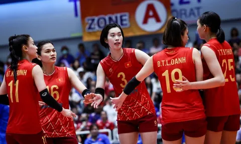 Tuyển bóng chuyền nữ Việt Nam giành ngôi á quân chặng 1 SEA V.League 2025
