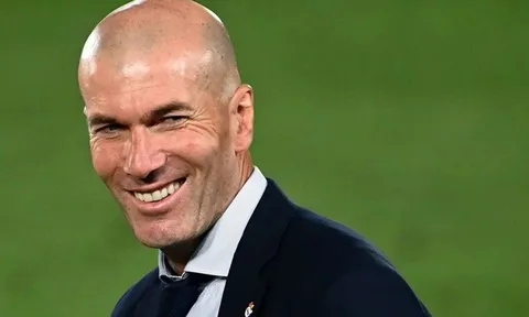 Huấn luyện viên Zinedine Zidane sắp tái xuất sau 4 năm