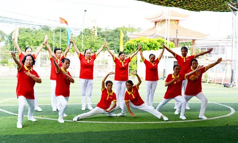 Thể dục dưỡng sinh - sân chơi bổ ích của người cao tuổi An Giang