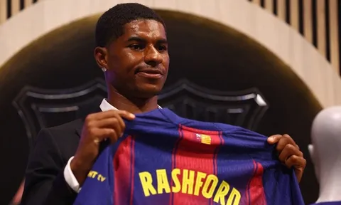 Barcelona và các câu lạc bộ tại La Liga đang nỗ lực đăng ký các tân binh