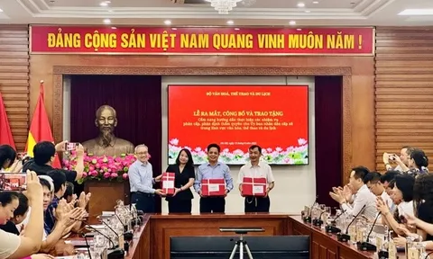 Ra mắt Cẩm nang hướng dẫn thực hiện các nhiệm vụ phân cấp, phân định thẩm quyền cho UBND cấp xã trong lĩnh vực văn hóa, thể thao và du lịch