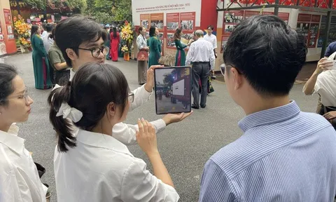 Khu Di tích Chủ tịch Hồ Chí Minh ra mắt trải nghiệm công nghệ AR gắn với thế giới thực - kết nối lịch sử và hiện đại