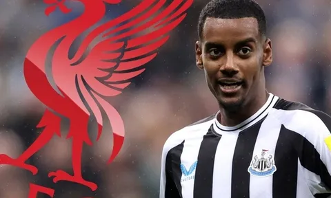 Liverpool hỏi mua tiền đạo Alexander Isak với mức giá kỷ lục
