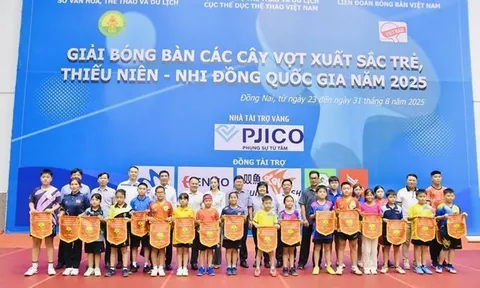 Hơn 300 vận động viên tham dự Giải vô địch Bóng bàn cây vợt xuất sắc trẻ quốc gia