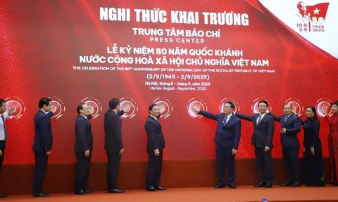 Khai trương Trung tâm Báo chí Lễ kỷ niệm 80 năm Ngày Quốc khánh