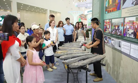 Kéo dài thời gian Triển lãm "80 năm Hành trình Độc lập - Tự do - Hạnh phúc" đến hết ngày 15/9/2025