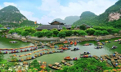 Tổ chức Trưng bày “Di sản văn hóa Việt Nam - Sức sống từ truyền thống đến hiện đại” tại Miền Bắc và Miền Nam