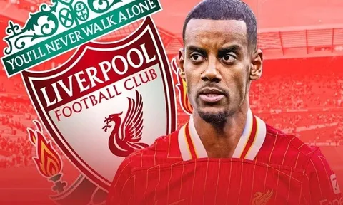 Chelsea và Liverpool chốt đội hình tham dự Champions League
