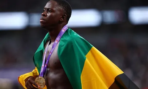 Oblique Seville soán ngôi Noah Lyles trở thành “chân chạy nhanh nhất hành tinh”