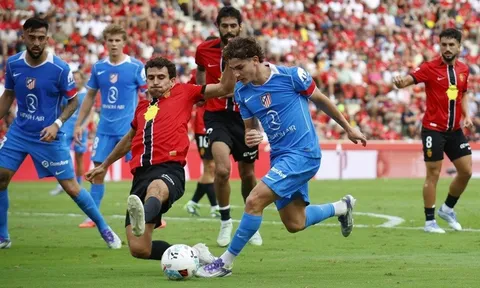 Atletico Madrid tiếp tục sa lầy, Alvarez bất mãn với huấn luyện viên
