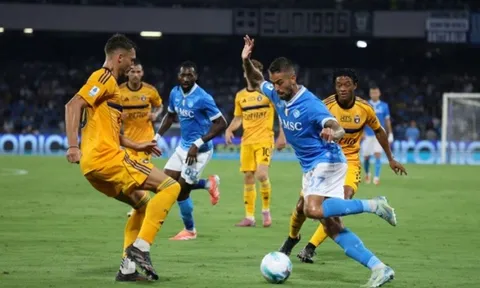 Thắng kịch tính, Napoli nối dài mạch thắng tại Serie A