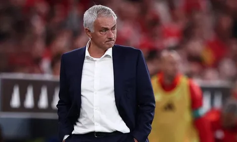 Huấn luyện viên Jose Mourinho lên tiếng về mức lương khủng tại Benfica