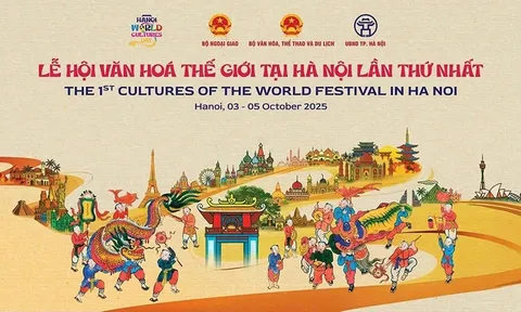 Lễ hội Văn hóa Thế giới tại Hà Nội - Chung tay cùng đồng bào vùng lũ