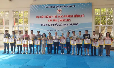 Khai mạc Đại hội Thể dục Thể thao phường Giảng Võ lần thứ I 