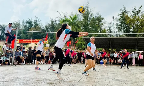 Giải Bóng chuyền nữ xã Đông Trạch 2025
