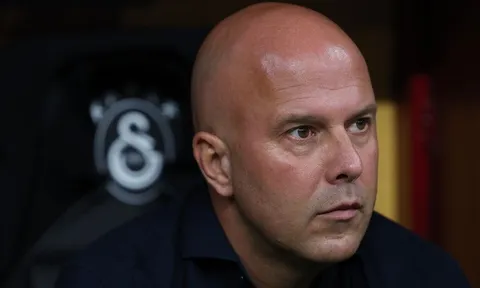 Liverpool sa sút, tương lai huấn luyện viên Arne Slot bị đặt dấu hỏi