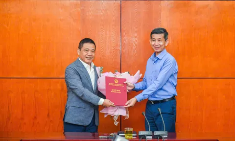 Lễ trao Quyết định bổ nhiệm ông Vũ Xuân Thành giữ chức Chánh Văn phòng Cục Thể dục thể thao Việt Nam