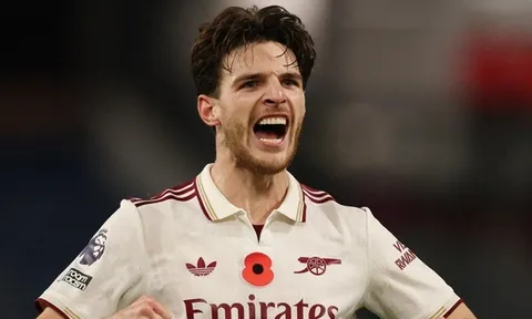 Arsenal lập kỷ lục, Chelsea và Liverpool cùng thắng