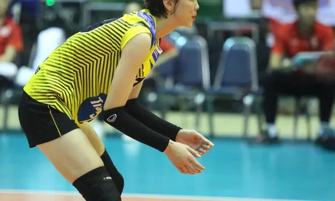 Phụ công Lý Thị Luyến gia nhập thi đấu tại Giải Bóng chuyền Mông Cổ