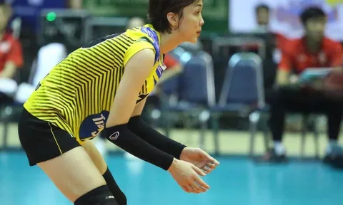 Phụ công Lý Thị Luyến gia nhập thi đấu tại Giải Bóng chuyền Mông Cổ