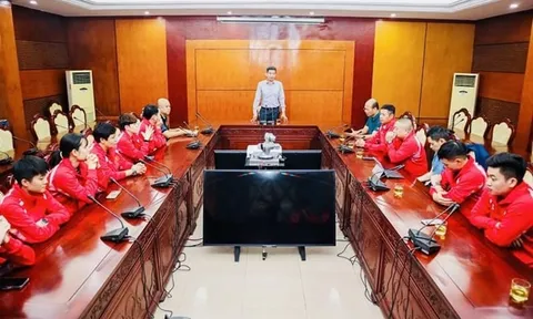 Đội tuyển bóng bàn Việt Nam tập huấn tại Trung Quốc