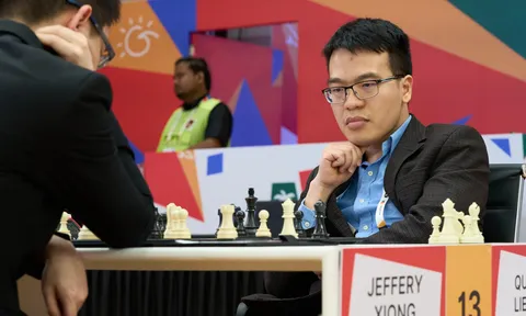 Lê Quang Liêm vào vòng 4 World Cup cờ Vua thế giới 2025