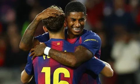 Huấn luyện viên Hansi Flick ra điều kiện để mua đứt Marcus Rashford