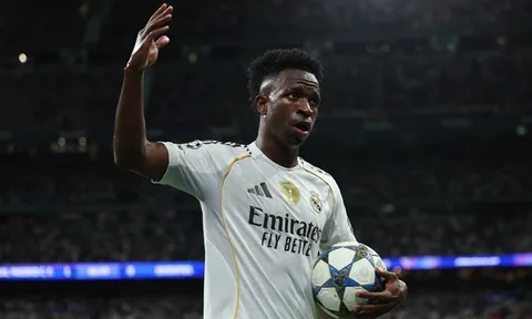 Liverpool ra giá mua Vinicius, Chelsea nhắm đến Marcus Rashford