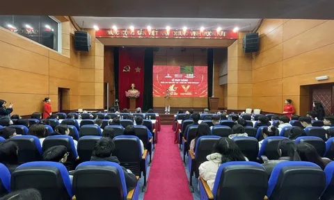 Phát động Cuộc thi “Bản sắc” chặng 2 và Cuộc thi “VIVID VIỆT NAM”