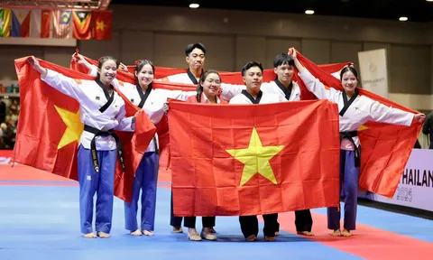 Taekwondo giành tấm huy chương vàng thứ hai cho Đoàn Thể thao Việt Nam