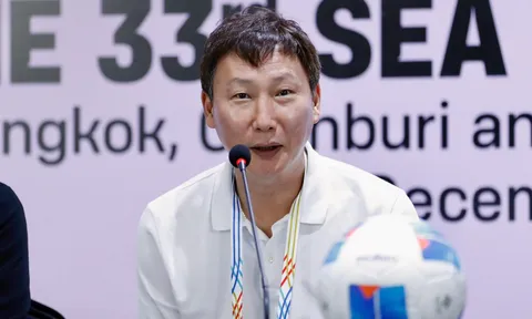 Huấn luyện viên Kim Sang-sik: “U22 Việt Nam đặt mục tiêu vào chung kết và vô địch SEA Games 33”