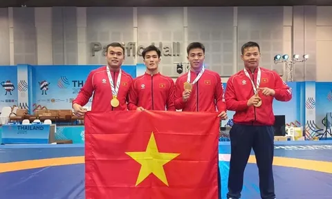Môn Vật SEA Games 33: Đội tuyển Việt Nam giành 3 huy chương vàng trong ngày thi đấu đầu tiên