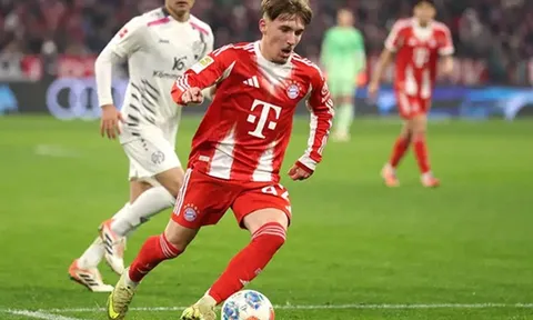 Tiền đạo Harry Kane có lời khuyên cho thần đồng Lennart Karl