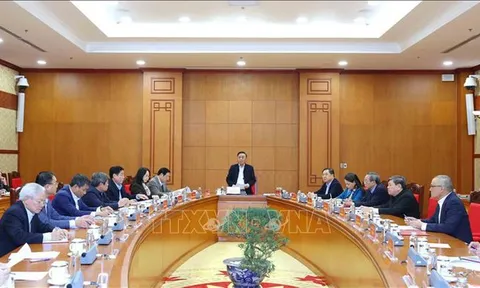 Thường trực Ban Bí thư chủ trì họp rà soát công tác chuẩn bị Đại hội XIV của Đảng