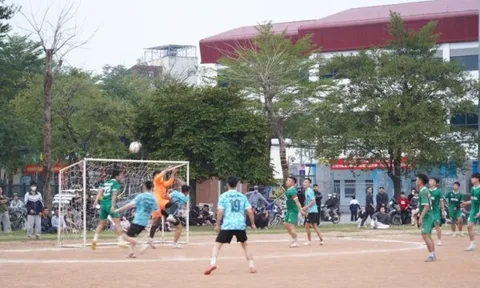 Đội bóng Chúc Sơn vô địch Giải Bóng đá Thanh niên phường Chương Mỹ lần thứ I 