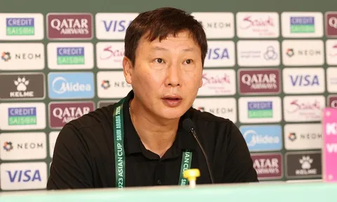 Huấn luyện viên Kim Sang-sik: “Đấu với U23 Kyrgyzstan thật sự khó khăn”